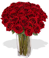 36 Red Roses With a Vase