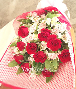 11 Red roses with Top class