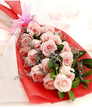 15 pink roses 