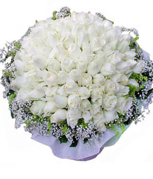 99 White Roses Hand Bouquet 