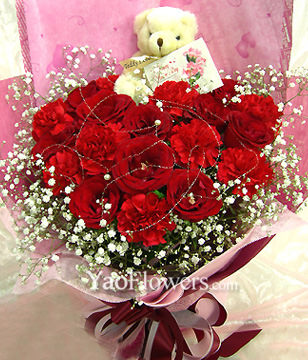 10 Red carnations,8 red roses,a bear