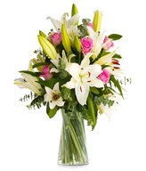 White lilies and pink roses