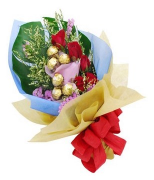 Bouquet of 6pcs Ferrero Rocher With 6 Red Roses