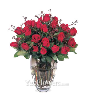 24 Stems Red Rose With a Vase