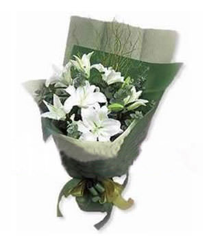 3 white lilies