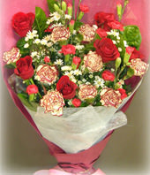 11 Carnations,8 Roses