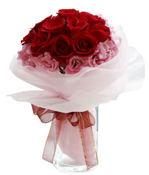 12 red roses and pink eustomas 