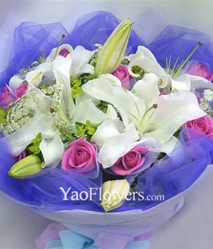 11 Purple roses,3 white lilium