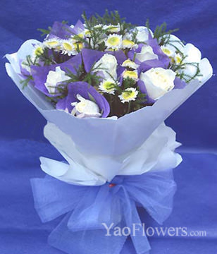 11 white roses