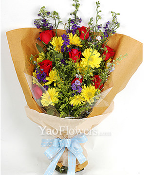 8 red roses,11 yellow daisies