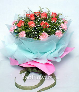 9 pink roses,9 pink carnations