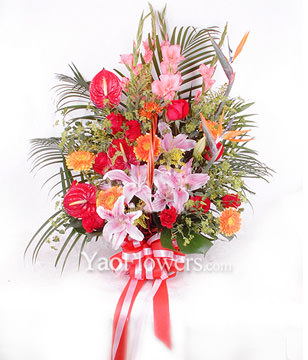 2 Pink lilium,10 red roses,6 Orange daisies