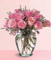 12 Pink Roses With a Vase