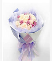 A bouquet of 15 champagne roses and 10 purple or red or pink roses 