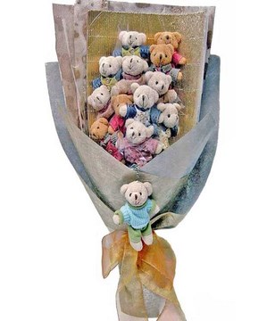 12 Mini Teddy Bears in Bouquet